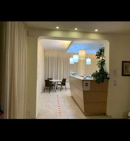 Graziana Hotel 2*